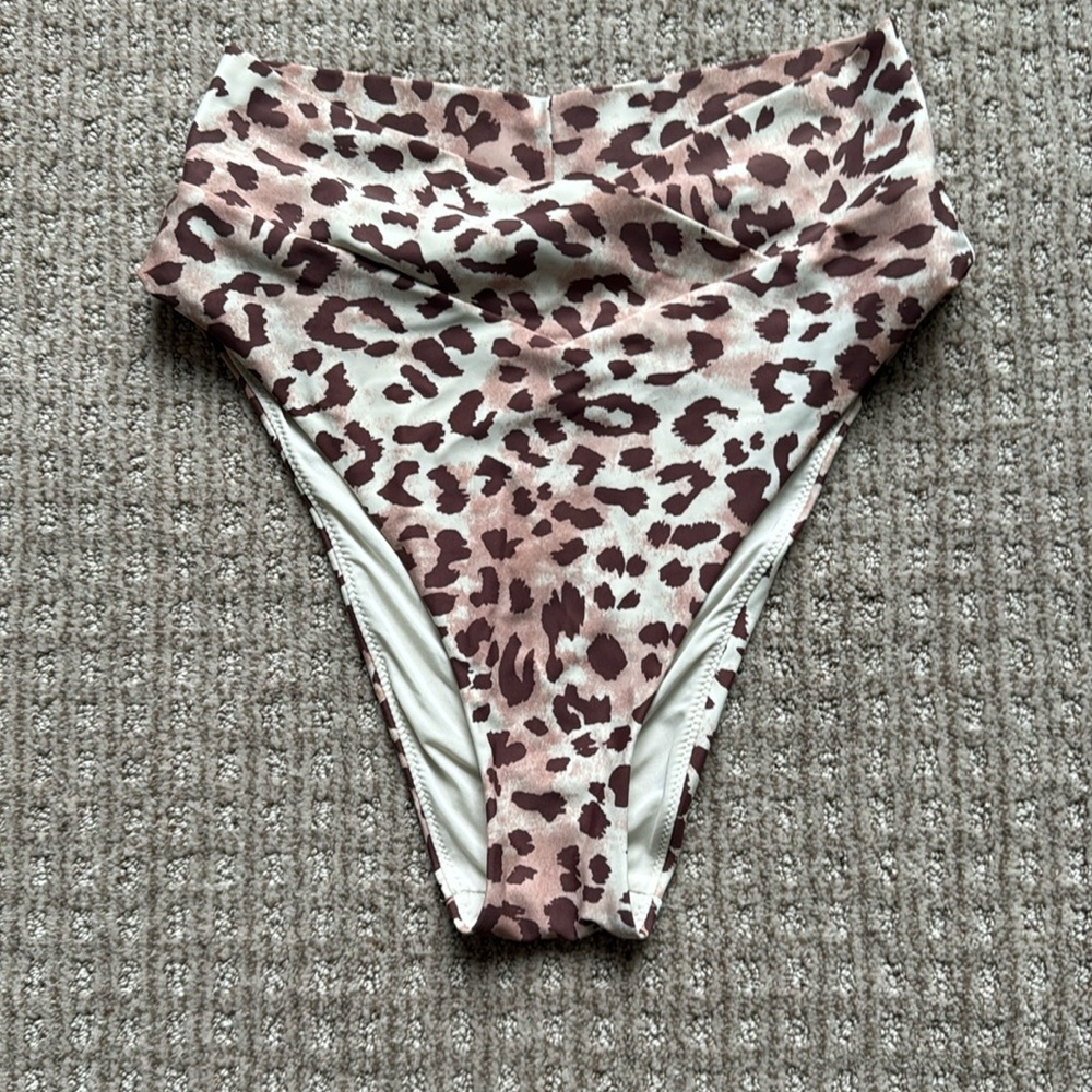 High Cut Cheeky Bikini Bottoms